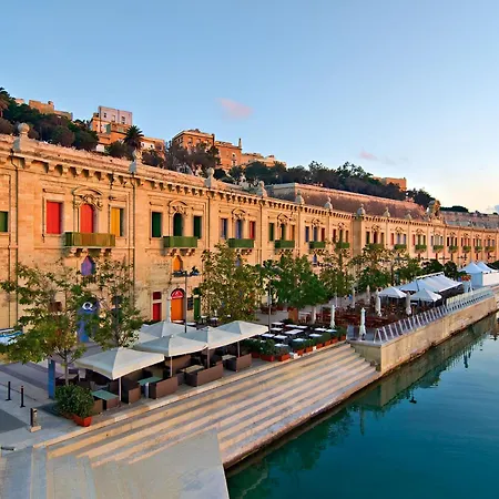 Steps Away From The Sea In Διαμέρισμα *