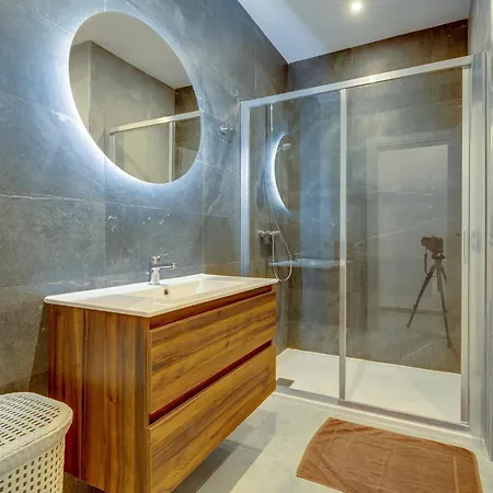 Διαμέρισμα Steps Away From The Sea In Σλιέμα