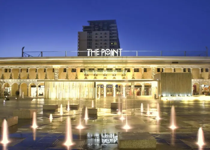 Steps Away From The Sea In Apartment *